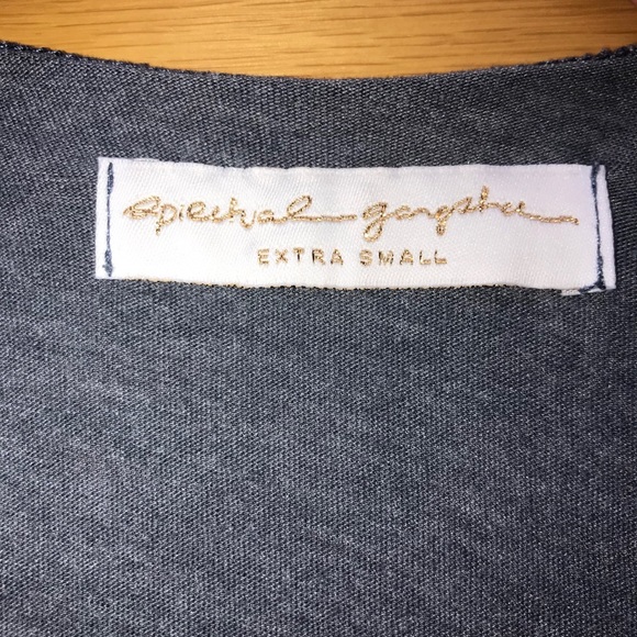 💛 SOLD 💛 May All Beings Be Happy And Free Tee - Picture 3 of 3